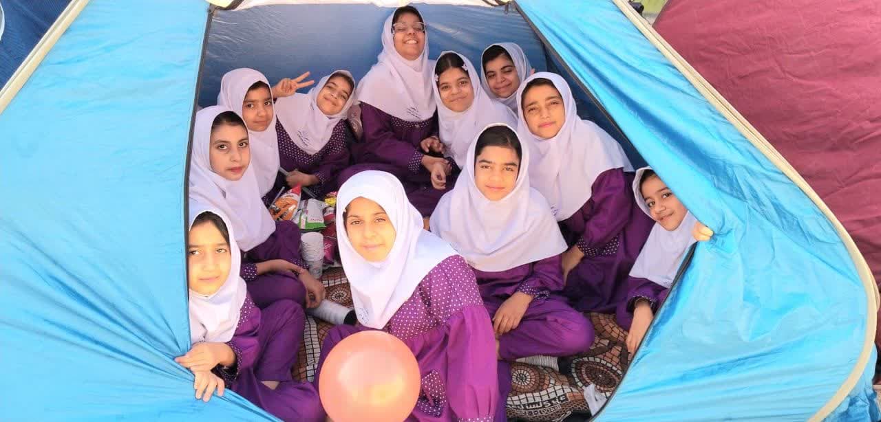 دبستان دخترانه شکوفه های یاس