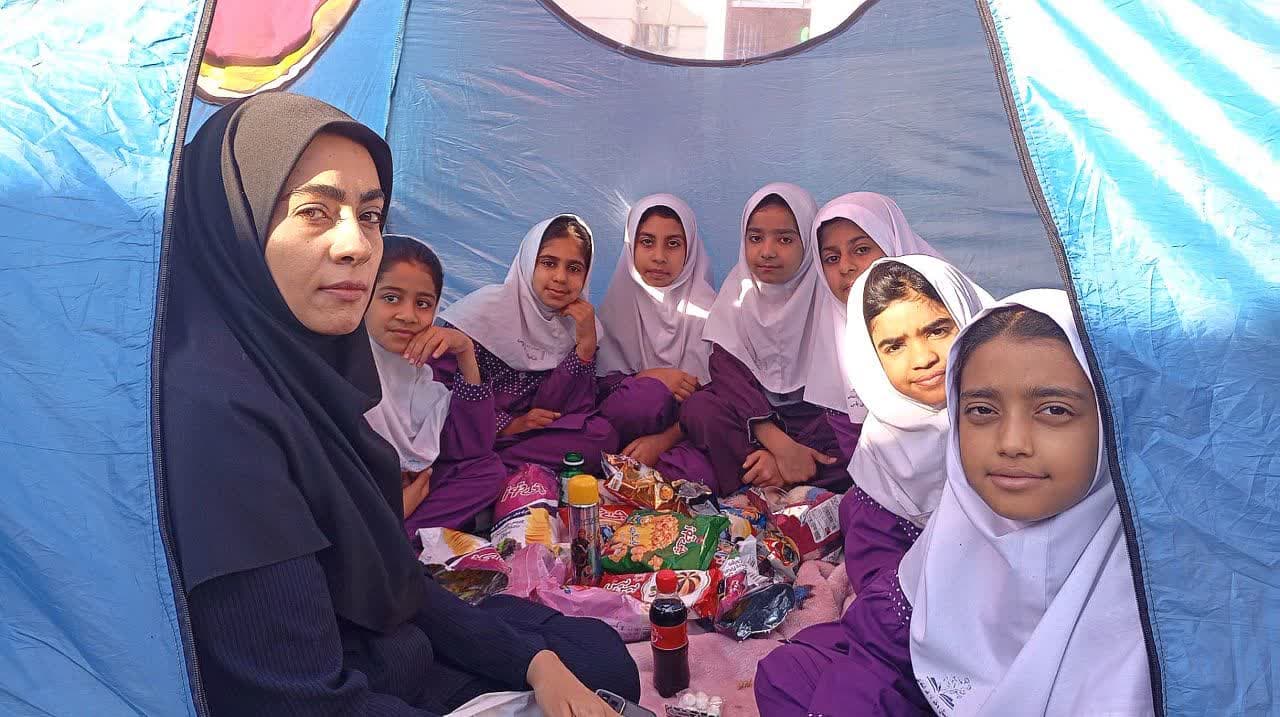 دبستان دخترانه شکوفه های یاس